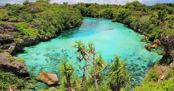 Menjelajahi Sumba Pantai Bukit dan Tradisi yang Eksotis